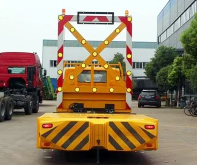 湛江防撞緩沖車與掃路車租賃服務 就近派發，高效便捷